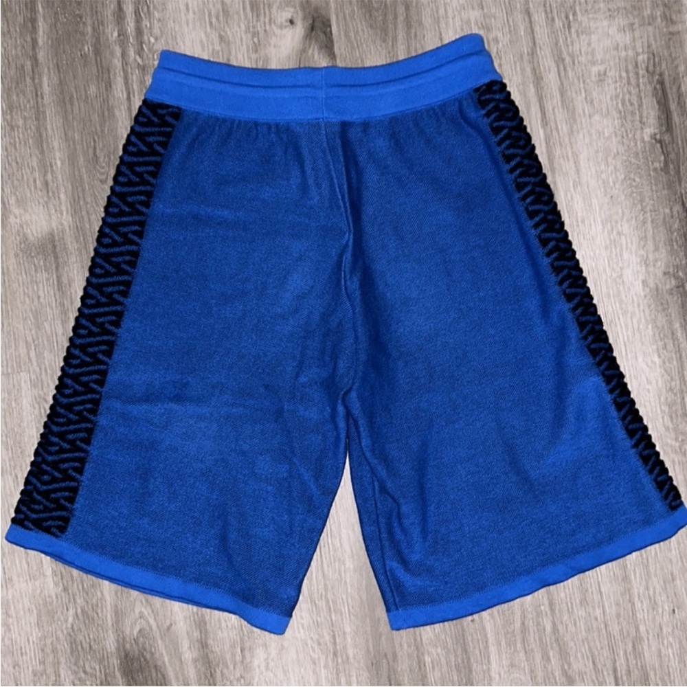Authentic VERSACE Blue Greca Shorts - Picture 12 of 13